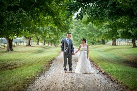 Wedding at the Aspen Wye River  ||   Emily Clack Photography  ||  Charm City Wed   ||   www.charmcitywed.com