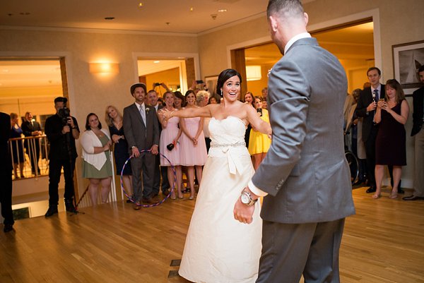 Wedding at the Aspen Wye River  ||   Emily Clack Photography  ||  Charm City Wed   ||   www.charmcitywed.com