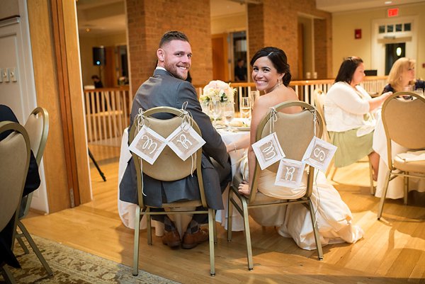 Wedding at the Aspen Wye River  ||   Emily Clack Photography  ||  Charm City Wed   ||   www.charmcitywed.com