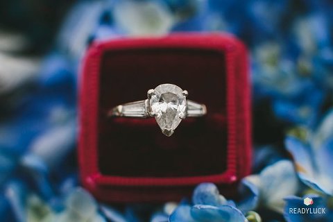 Seaside Styled Shoot - Chesapeake Bay Beach Club Wedding  ||  Readyluck  ||  Intrigue  ||  Charm City Wed  ||  www.charmcitywed.com