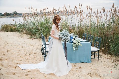 Seaside Styled Shoot - Chesapeake Bay Beach Club Wedding  ||  Readyluck  ||  Intrigue  ||  Charm City Wed  ||  www.charmcitywed.com