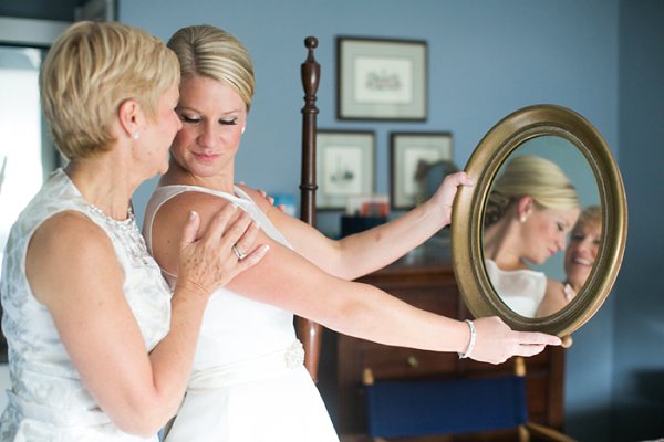 Country Club of Maryland Wedding  ||  Carly Fuller Photography  ||  Charm City Wed  ||   www.charmcitywed.com