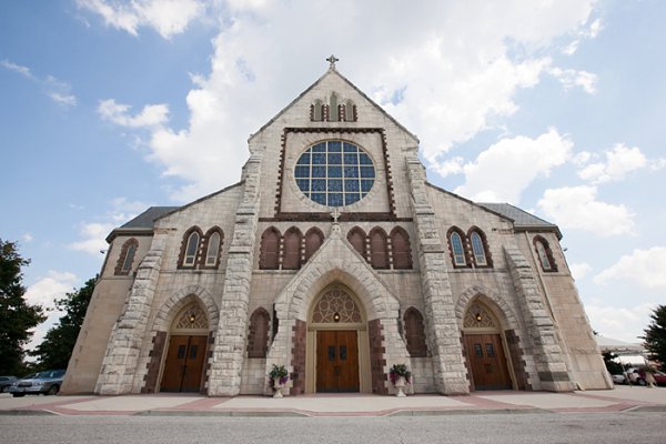 Church of the Immaculate Conception Wedding  ||  Carly Fuller Photography  ||  Charm City Wed  ||   www.charmcitywed.com