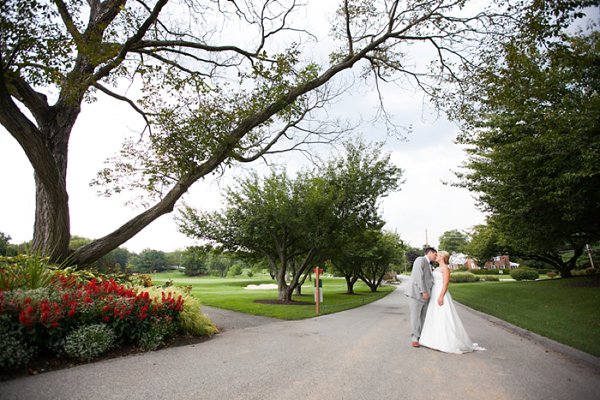 Country Club of Maryland Wedding  ||  Carly Fuller Photography  ||  Charm City Wed  ||   www.charmcitywed.com
