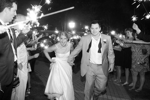 Country Club of Maryland Wedding  ||  Carly Fuller Photography  ||  Charm City Wed  ||   www.charmcitywed.com