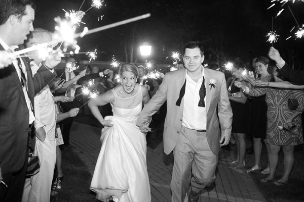 Country Club of Maryland Wedding  ||  Carly Fuller Photography  ||  Charm City Wed  ||   www.charmcitywed.com