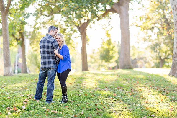 Crabby Baltimore Engagement Photos || Anna Grace Photography || Charm City Wed || www.charmcitywed.com Crabby Baltimore Engagement Photos || Anna Grace Photography || Charm City Wed || www.charmcitywed.com