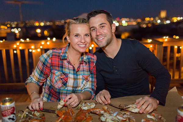 Crabby Baltimore Engagement Photos || Anna Grace Photography || Charm City Wed || www.charmcitywed.com Crabby Baltimore Engagement Photos || Anna Grace Photography || Charm City Wed || www.charmcitywed.com