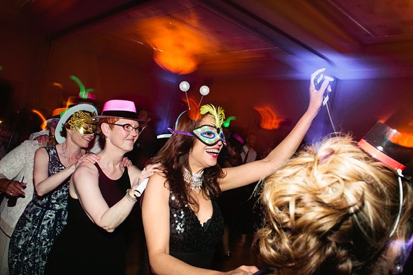 Hunt Valley Inn Wedding Photos  ||   Kirsten Marie Photography  ||  Charm City Wed  ||  www.charmcitywed.com