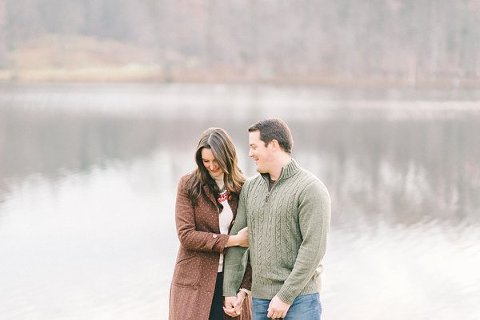 Seneca Creek State Park Engagement Session  ||   Elizabeth Fogarty Photography  ||  Charm City Wed  ||  www.charmcitywed.com
