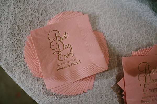 Union Mills Homestead Wedding  ||  James Garrett Photography  ||  Charm City Wed  ||  www.charmcitywed.com