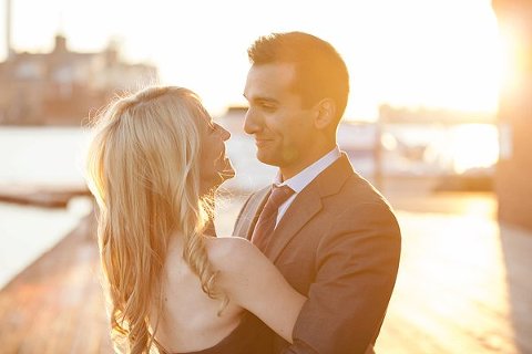 Waterfront Engagement Photos || Nikki Kauzlarich Photography || Charm City Wed || www.charmcitywed.com