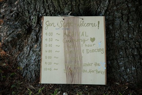 Waters Edge @ Marshy Point Wedding  ||  Borrowed Blue Photography  ||  Charm City Wed   ||   www.charmcitywed.com