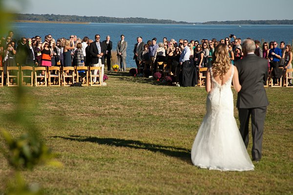 Waters Edge at Marshy Point Wedding  ||  Borrowed Blue Photography  ||  Charm City Wed   ||   www.charmcitywed.com