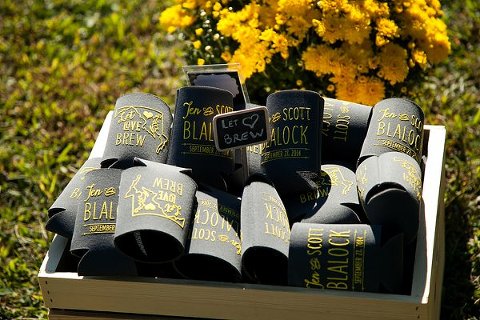 Waters Edge at Marshy Point Wedding  ||  Borrowed Blue Photography  ||  Charm City Wed   ||   www.charmcitywed.com