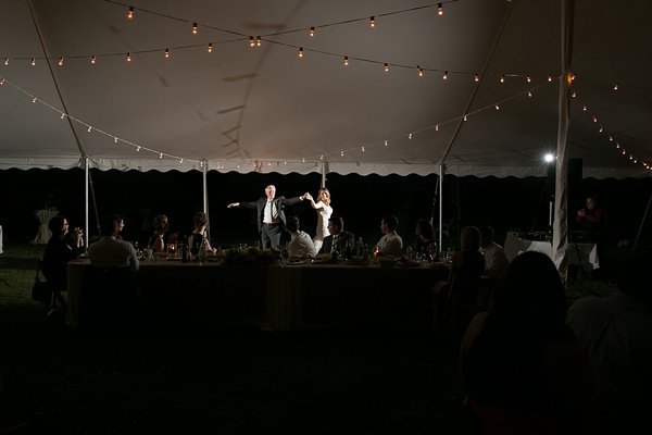 Waters Edge at Marshy Point Wedding  ||  Borrowed Blue Photography  ||  Charm City Wed   ||   www.charmcitywed.com