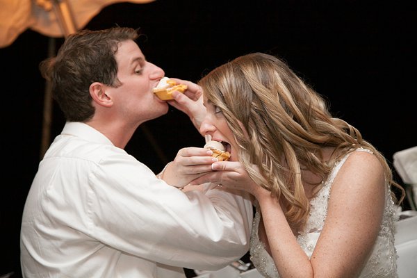 Waters Edge at Marshy Point Wedding  ||  Borrowed Blue Photography  ||  Charm City Wed   ||   www.charmcitywed.com