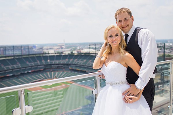 Orioles themed wedding  ||  Maureen Pacheco Photography  ||  Charm City Wed  ||   www.charmcitywed.com