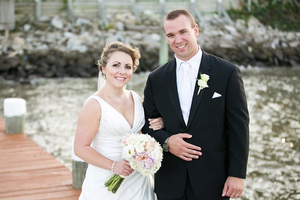 Celebrations at the Bay Wedding Photos || Carly Fuller Photography || Charm City Wed || www.charmcitywed.com Celebrations at the Bay Wedding Photos || Carly Fuller Photography || Charm City Wed || www.charmcitywed.com