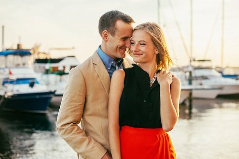 Fells Point Engagement Photos  ||  Anna Reynal Photography  ||  Charm City Wed  ||  www.charmcitywed.com