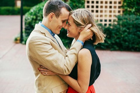 Fells Point Engagement Session  ||  Anna Reynal Photography  ||  Charm City Wed  ||  www.charmcitywed.com