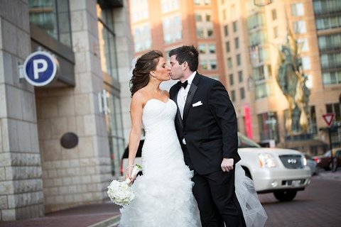 Baltimore Four Seasons Wedding  ||  JFannon Photography  ||  Charm City Wed  ||  www.charmcitywed.com
