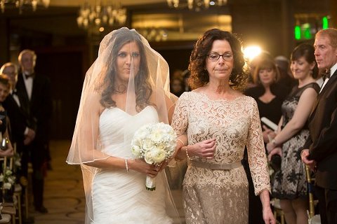 Baltimore Four Seasons Wedding  ||  JFannon Photography  ||  Charm City Wed  ||  www.charmcitywed.com