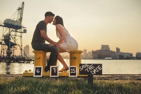 Historic London town Engagement Photos  ||  Richard Barlow Photography  ||  Charm City Wed  ||  www.charmcitywed.com