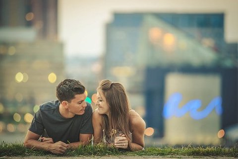 Baltimore Engagement Photos  ||  Richard Barlow Photography  ||  Charm City Wed  ||  www.charmcitywed.com