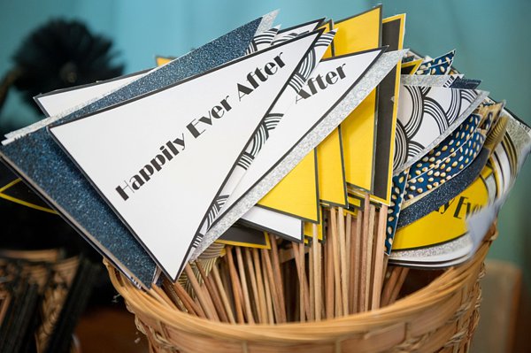 The Lord Baltimore Wedding Photos  ||  Artful Weddings  ||  Charm City Wed  ||  www.charmcitywed.com