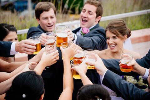 Maryland Science Center Wedding ||  Rachel Smith Photography  ||  Charm City Wed  ||  www.charmcitywed.com