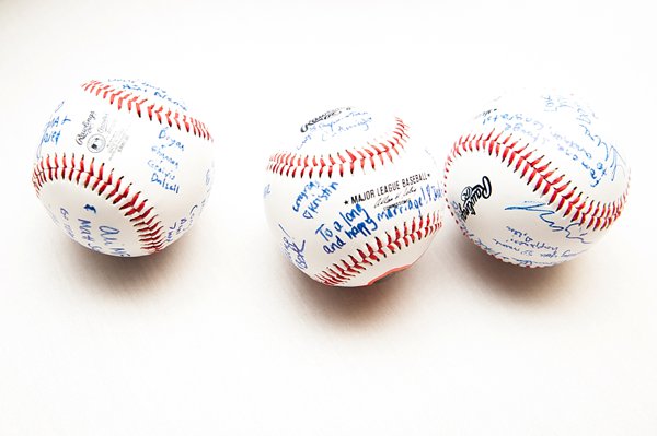 Orioles Themed Wedding || Daniel McGarrity Photography || Charm City Wed || www.charmcitywed.com Orioles Themed Wedding || Daniel McGarrity Photography || Charm City Wed || www.charmcitywed.com