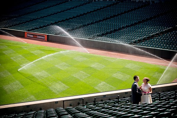 Orioles Themed Wedding || Daniel McGarrity Photography || Charm City Wed || www.charmcitywed.com Orioles Themed Wedding || Daniel McGarrity Photography || Charm City Wed || www.charmcitywed.com