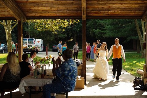 O's themed wedding  ||  Angel Kidwell Photography  ||  Charm City Wed  ||   www.charmcitywed.com