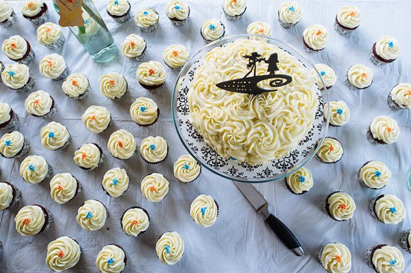 O's themed wedding  ||  Angel Kidwell Photography  ||  Charm City Wed  ||   www.charmcitywed.com