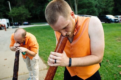 O's themed wedding  ||  Angel Kidwell Photography  ||  Charm City Wed  ||   www.charmcitywed.com