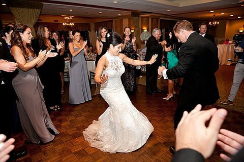 Tabrizis Wedding Photos  ||  Richard and Tara Photography  ||  Charm City Wed  ||  www.charmcitywed.com