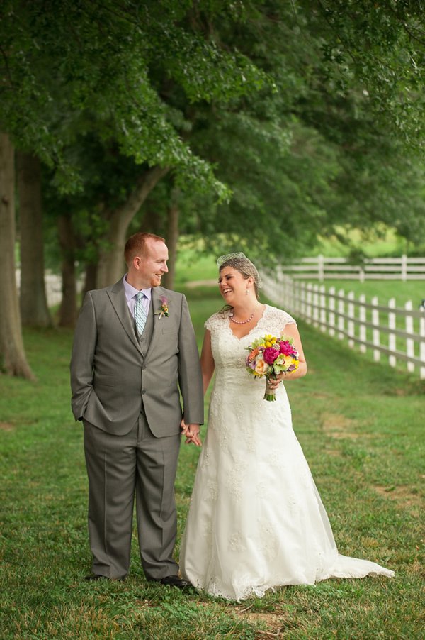 The Barn at Timberlake Farm Wedding Photos || Amanda Adams Photography || Charm City Wed || www.charmcitywed.com The Barn at Timberlake Farm Wedding Photos || Amanda Adams Photography || Charm City Wed || www.charmcitywed.com