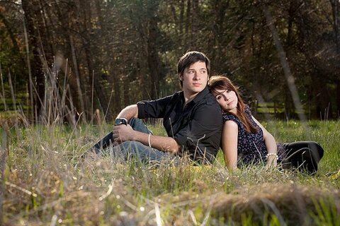 Woodsy Winter Engagement Photos  ||  Rachael Boer Photography  ||  Charm City Wed  ||  www.charmcitywed.com