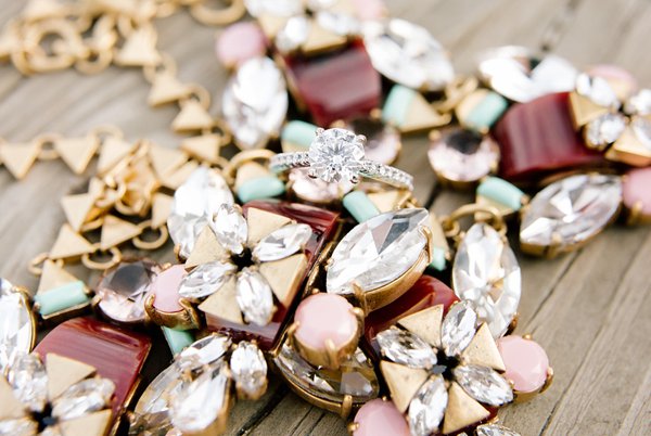 Annapolis Engagement Session || Brandilynn Aines Photography || Charm City Wed || www.charmcitywed.com Annapolis Engagement Session || Brandilynn Aines Photography || Charm City Wed || www.charmcitywed.com