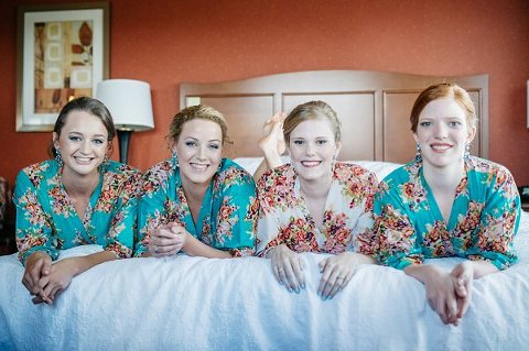 Linganore Winecellars Wedding  ||  Frozen in Time Photography  ||  Charm City Wed  ||  www.charmcitywed.com