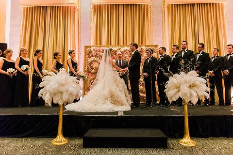 Lord Baltimore Hotel Wedding Ceremony  ||  Brittany DeFrehn Photography  ||  Charm City Wed  ||   www.charmcitywed.com
