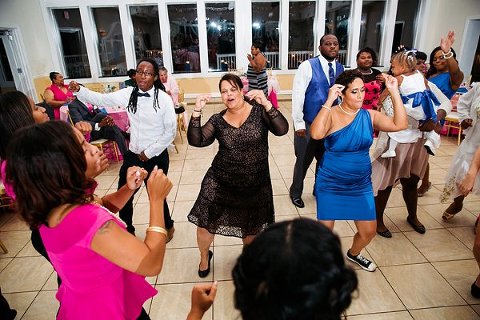 Same-sex Celebrations at the Bay wedding ||  Emily Chastain Photography  ||  Charm City Wed  ||  www.charmcitywed.com