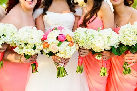 Sparrows Point Country Club Wedding  ||  Lauren C Photography  ||  Charm City Wed  ||   www.charmcitywed.com