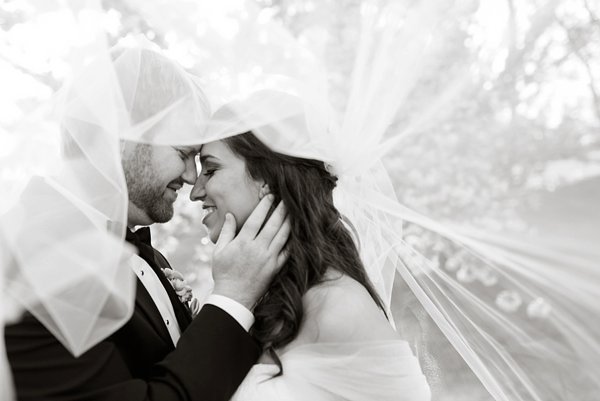 Under the veil - Sparrows Point Country Club Wedding  ||  Lauren C Photography  ||  Charm City Wed  ||   www.charmcitywed.com