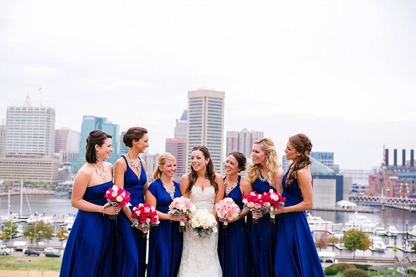 Wedding Pictures on Federal Hill || Dana Cubbage Weddings || Charm City Wed || www.charmcitywed.com Wedding Pictures on Federal Hill || Dana Cubbage Weddings || Charm City Wed || www.charmcitywed.com