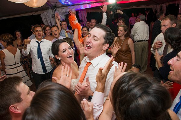 Swan Harbor Farm Wedding Photos  ||  Kathleen Hertel Photography  ||  Charm City Wed  ||  www.charmcitywed.com