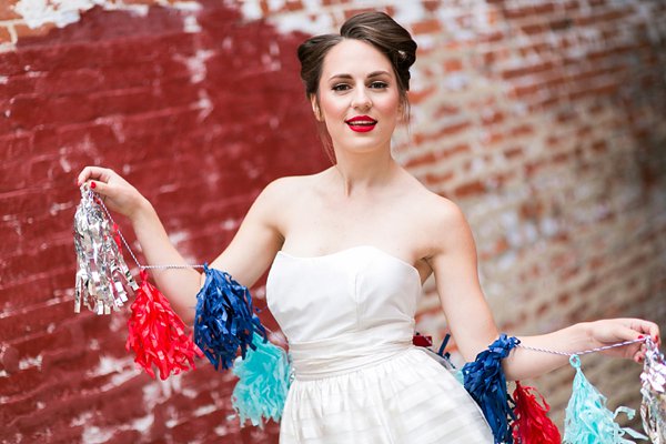 4th of July Wedding Styled Shoot  ||  tPoz Photography  ||  Pop the Cork Designs    ||  Charm City Wed  ||  www.charmcitywed.com