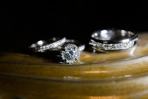 Baltimore Wedding  ||  Ashley Michelle Photography  ||  Charm City Wed   ||  www.charmcitywed.com