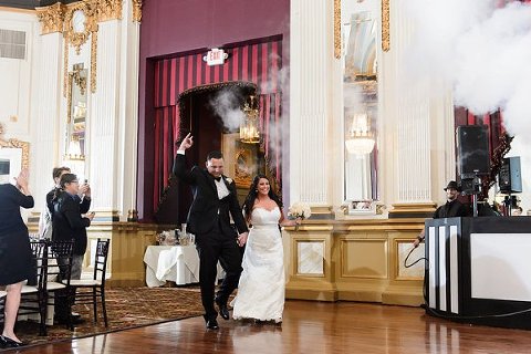 Grand Ballroom Belvedere Wedding  ||  Ashley Michelle Photography  ||  Charm City Wed   ||  www.charmcitywed.com